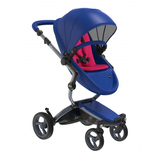 Коляска Mima Xari Royal blue, шасі Graphite grey, матрасики Hot magenta