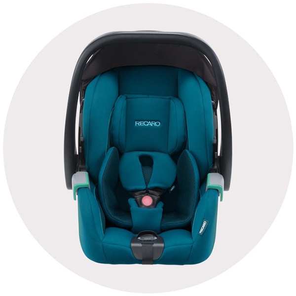 Легке автокрісло Recaro Avan
