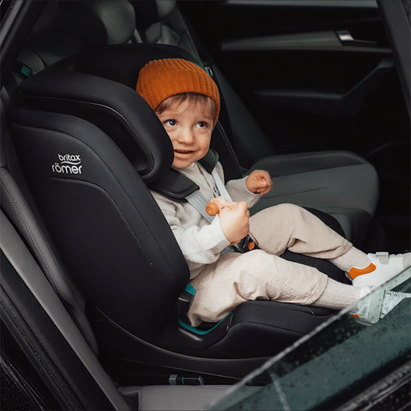 Легке регулювання нахилу в Britax Romer Evolvafix